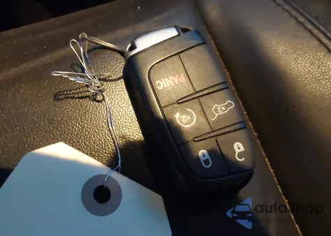 2020 Jeep Grand Cherokee Limited 4X4 z USA, uszkodzony, nr VIN 1C4RJFBG7LC255829